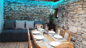 Dining - Juniper Stone Cottage by Villas Guide (Benkovac)