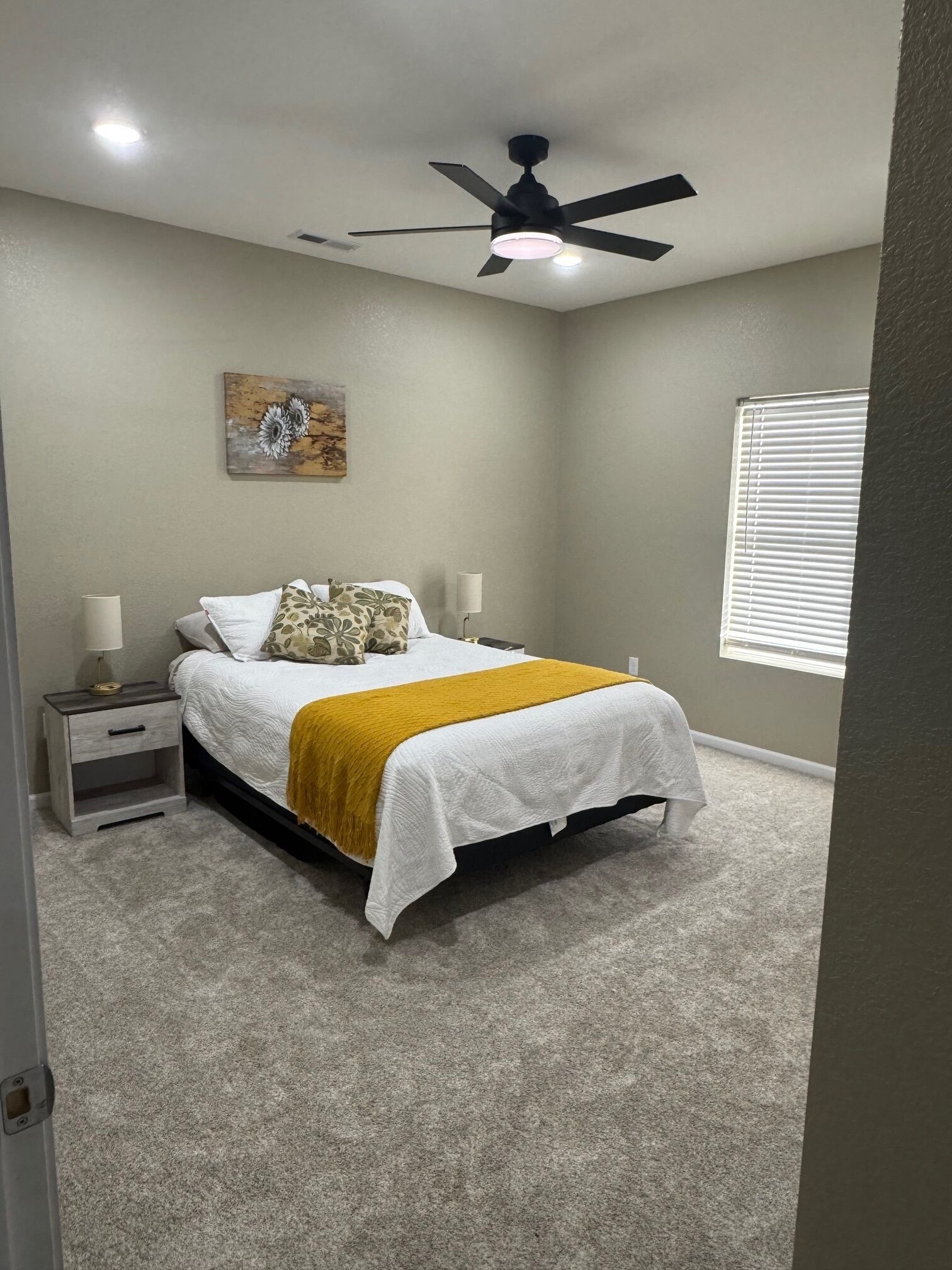 熨斗/熨衣板、WiFi、床单