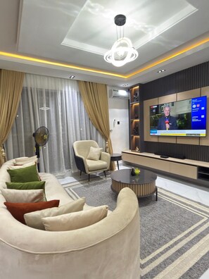 Interior - Luxury 3 bedrooms in a secured and serene environment 10mins to the Int Airport (Ikeja)