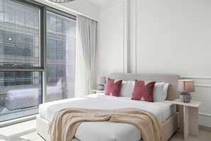 Free WiFi - 2BR M CF7B Partial Canal View (Dubai)