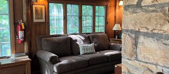 The Big House @ Wendover - Historic Home