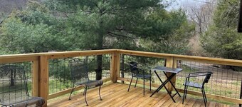 McIntosh Cabin - Off the Grid Getaway!