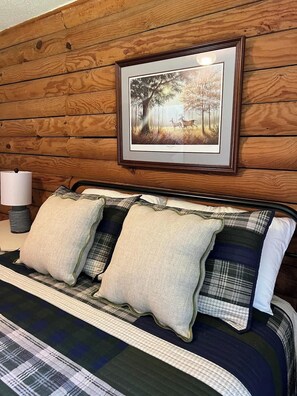 3 bedrooms, WiFi, bed sheets - Rising Mist Retreat Near Mine Made Adventure Park (Wayland)