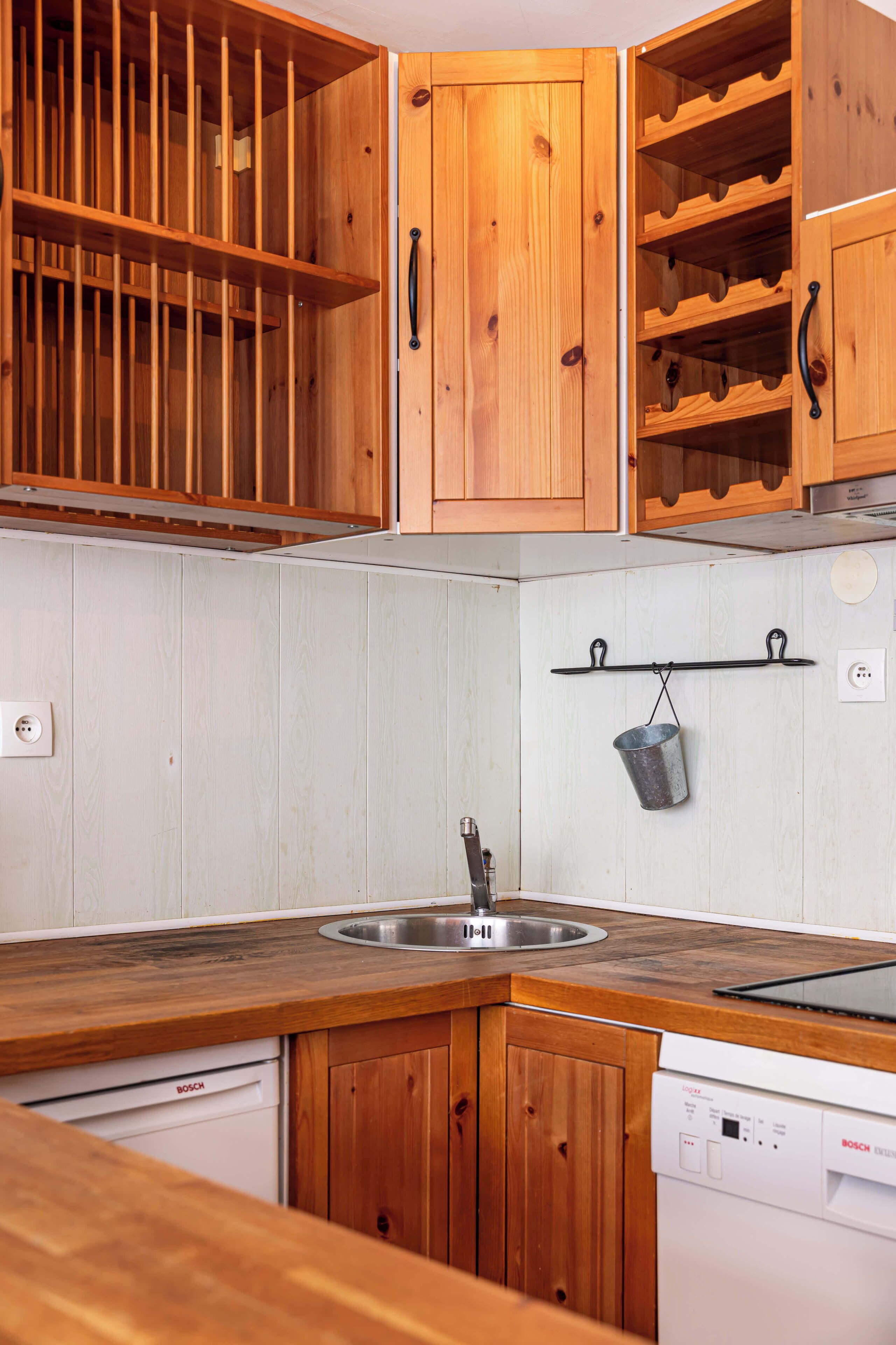 Refrigerador, microondas, parrilla de estufa y lavavajillas 