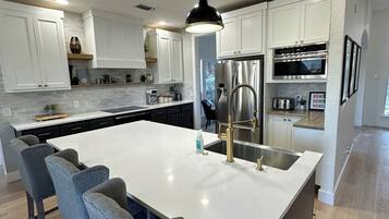 Microwave, oven, stovetop, dishwasher