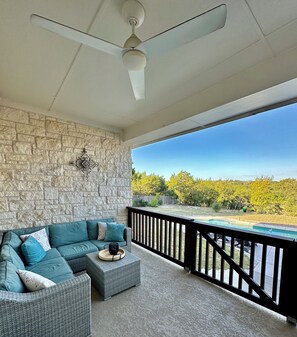 Property grounds - Austin Hill Country - Saltwater Pool, Rooftop Deck (Austin)
