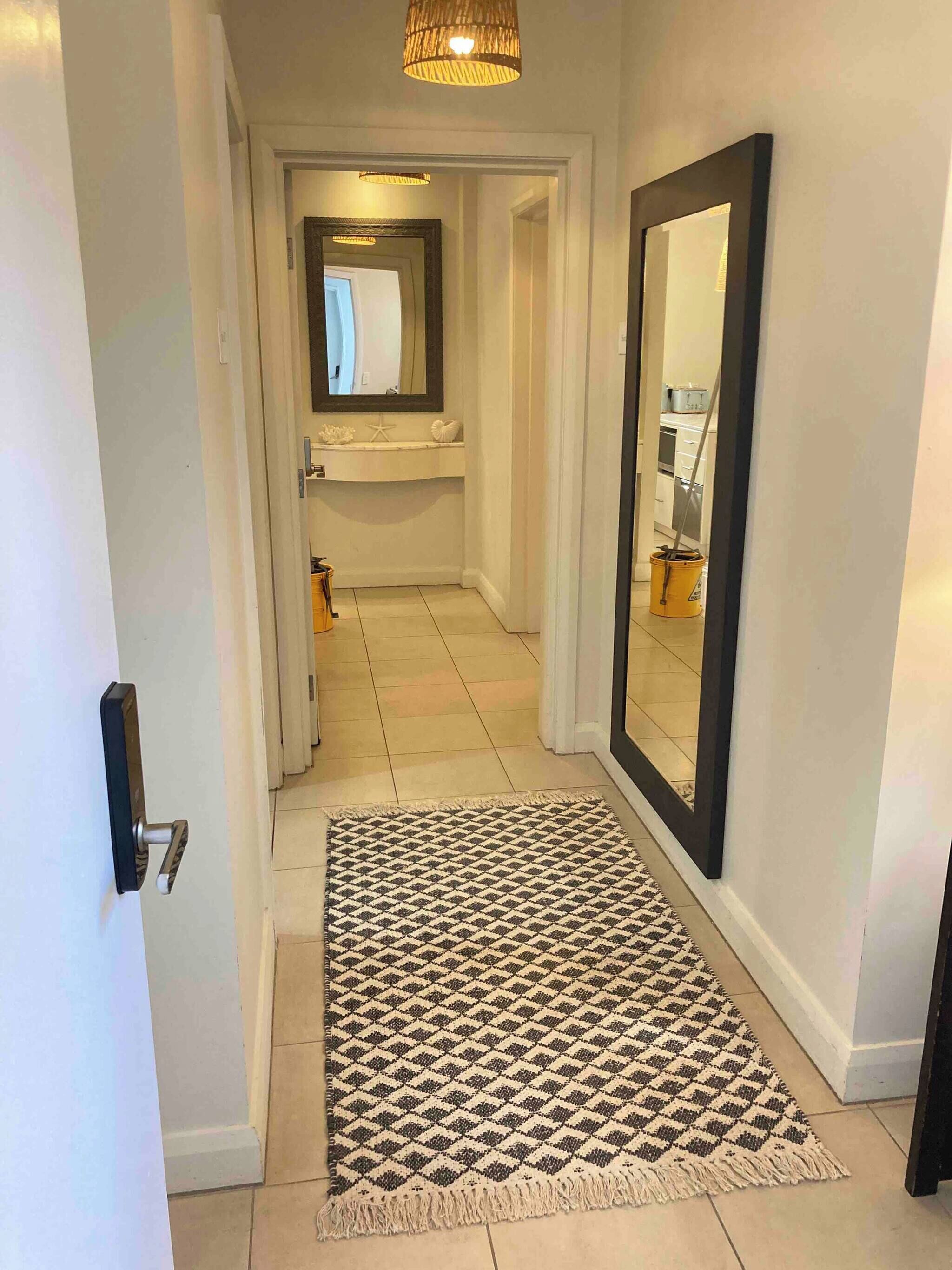 Apartment, 2 Bedrooms, Balcony | Interior