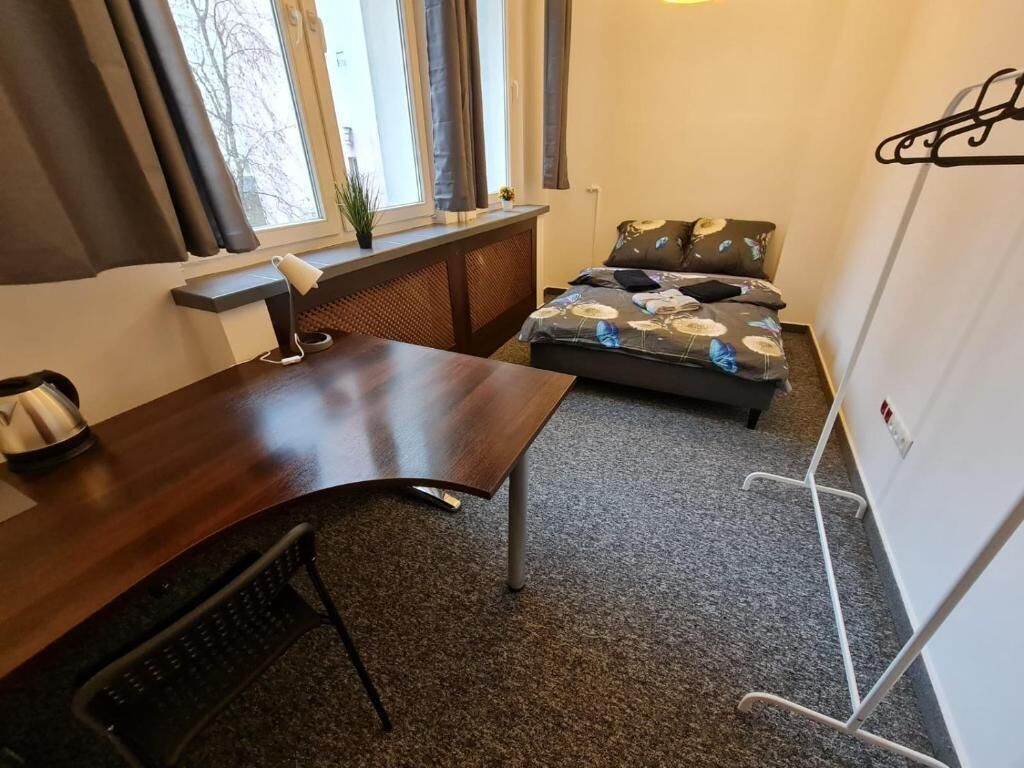 Habitació clàssica, 1 llit doble | Escriptori i espai de treball apte per a portàtils 