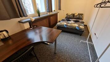 Classic Room, 1 Double Bed | Desk, laptop workspace, iron/ironing board, free WiFi
