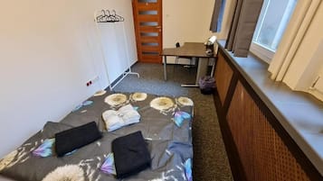 Classic Room, 1 Katil Kelamin (Double) | Meja, ruang kerja komputer riba, seterika/papan seterika, Wi-fi percuma