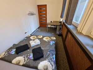 Classic Room, 1 Double Bed | Desk, laptop workspace, iron/ironing board, free WiFi