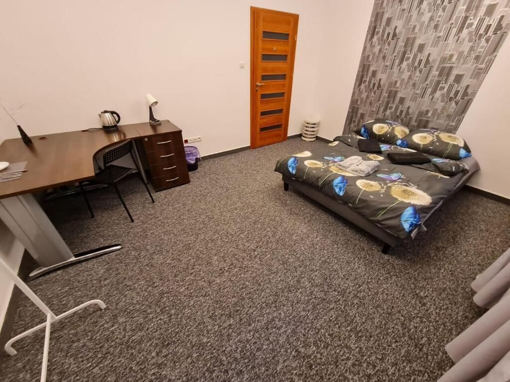 Habitació clàssica, 1 llit doble | Escriptori i espai de treball apte per a portàtils 