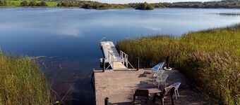 Mount Cashel Lodge 2 lakeside self catering