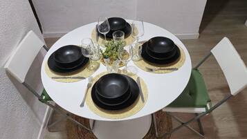 Loft, 2 Bedrooms, Accessible, Balcony | Dining