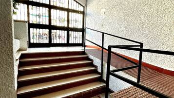 Loft, 2 Bedrooms, Accessible, Balcony | Interior