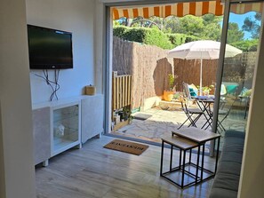 TV - Air-conditioned apartment in La Ciotat for 4 people (La Ciotat)
