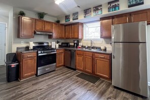 Interior - Charming 3 Bedroom Home in Clayton County (Atlanta)