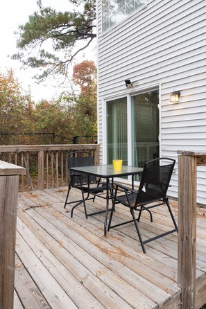 House, 3 Bedrooms, Smoking, Terrace | Outdoor dining - Charming 3 Bedroom Home in Clayton County (Atlanta)