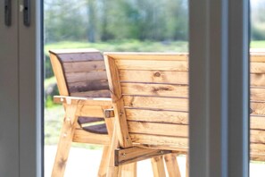 Interior - The Roost: a riverside retreat (Stamford)