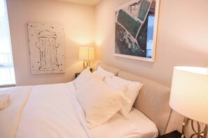 4 quartos, ferros/tábuas de passar roupa, Wi-Fi, roupa de cama