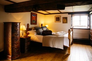 4 bedrooms, desk, iron/ironing board, WiFi - Fletland Mill: 18th century mill near Stamford (Stamford)