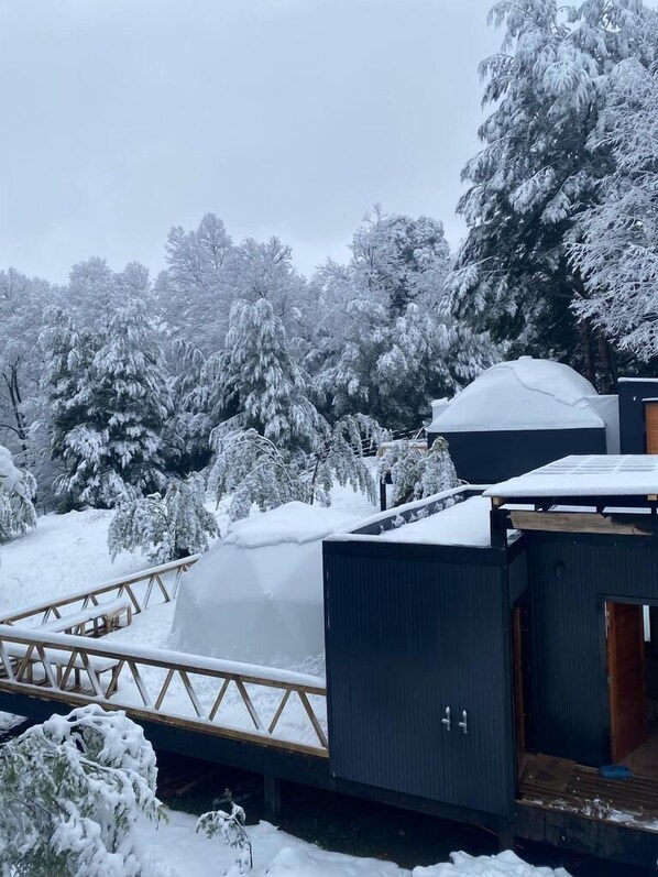 Terrace/patio - HuellaBlanca Domos (Curacautin)