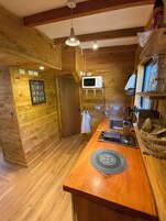Superior Cabin, Patio, Garden View | Private kitchen