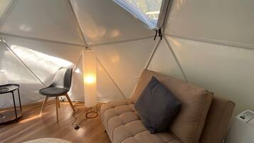 Cabaña superior, patio, vista a la montaña | Wifi gratis