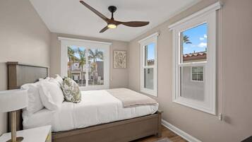 Strygejern/strygebræt, Wi-Fi, sengetøj