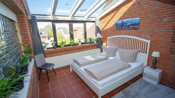 3 chambres, fer et planche à repasser, Wi-Fi, draps fournis