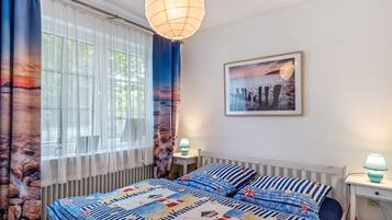2 bedrooms, WiFi, bed sheets