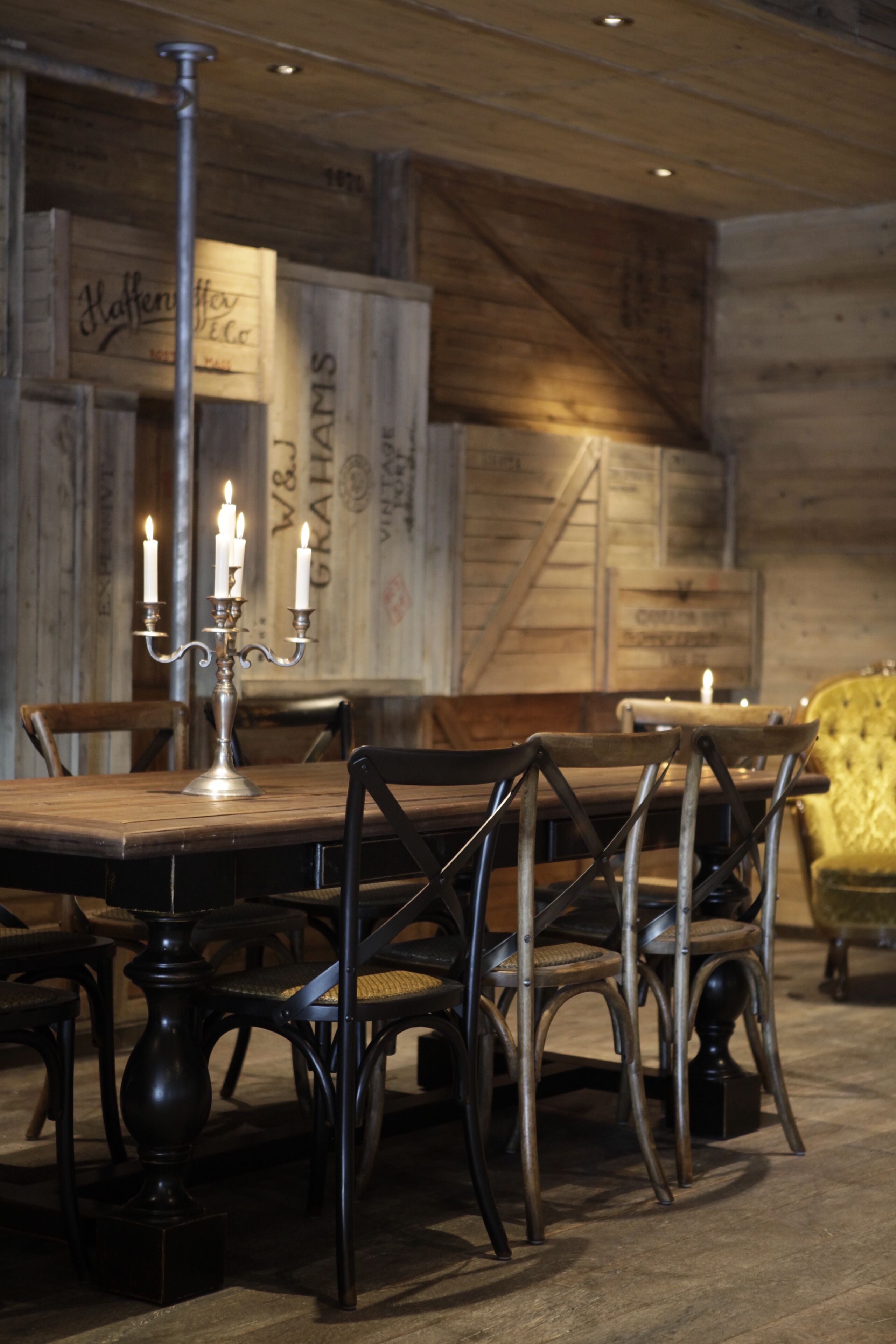 2 restaurants servant le petit déjeuner