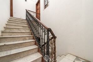 Interior - Suite 1 Sardinia Holiday (Cagliari)