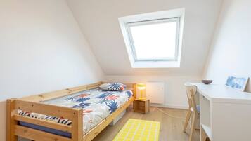 Ferros/tábuas de passar roupa, Wi-Fi, roupa de cama