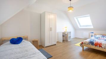 Strygejern/strygebræt, Wi-Fi, sengetøj