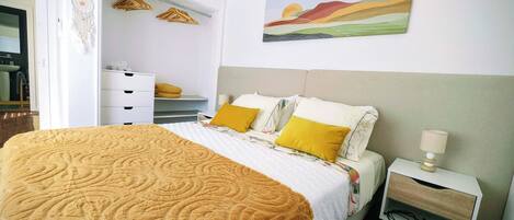 Luxury Room, Private Bathroom | Laundry room