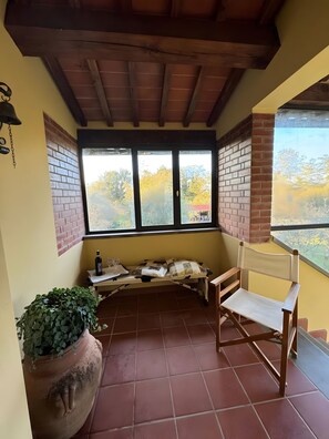 Interior - Holiday Home 'Poggio Loccano' with Private Garden and Balcony (Montevarchi)