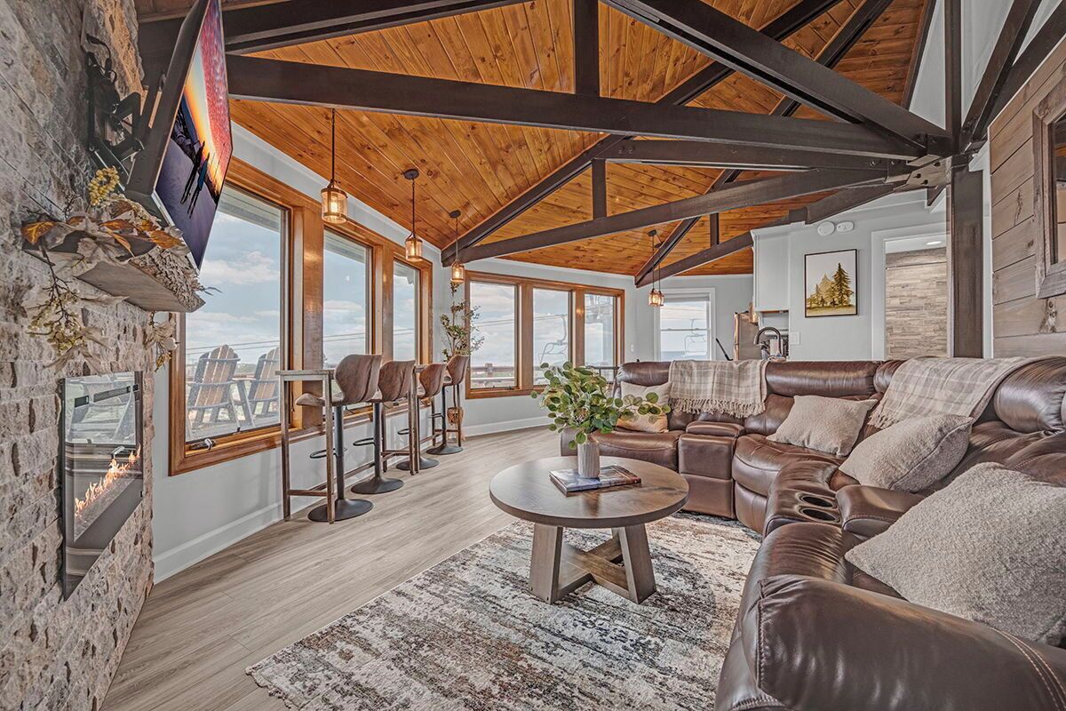 智能电视、壁炉