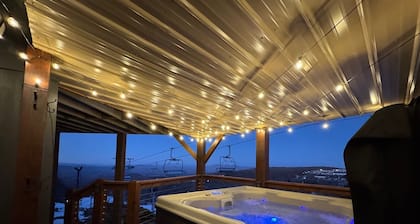 PowderHaus at 5280 - NEW TRUE SKI-IN/SKI-OUT with BRAND NEW HOT TUB!!