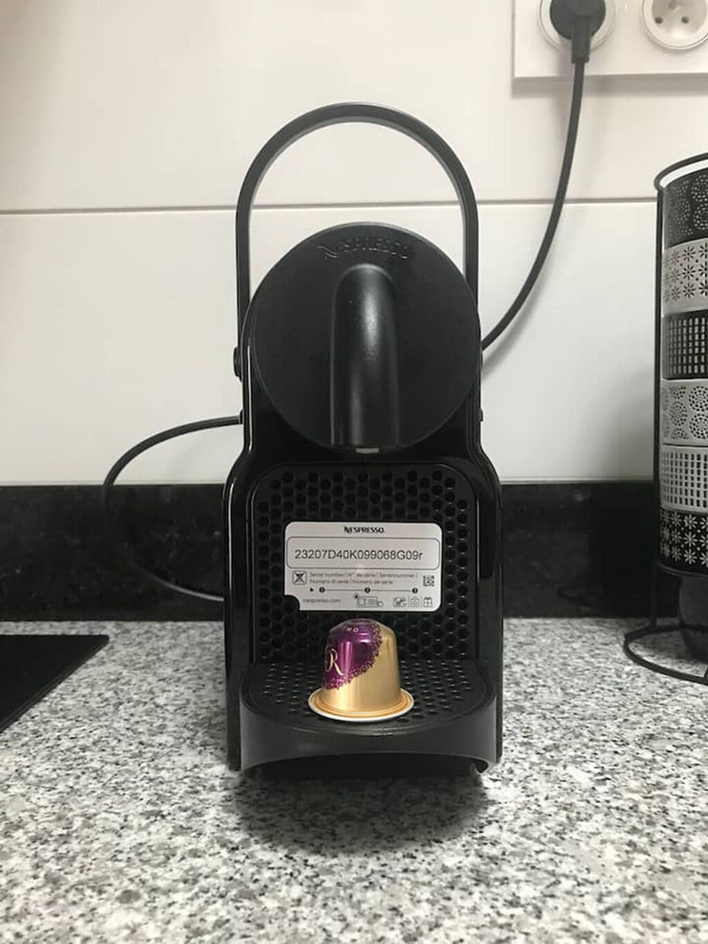 Kahvia ja/tai kahvinkeitin