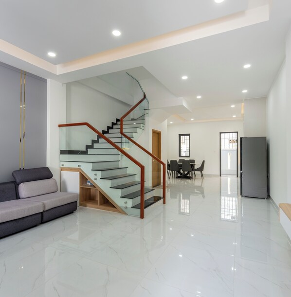 Villa Standard, balcon, vue jardin | Coin séjour