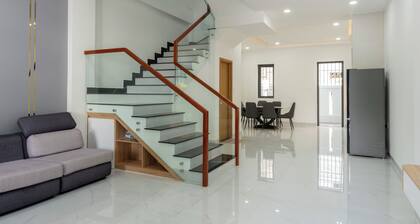 SINGAPORE 2 VILLA HOTEL