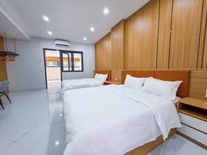 Standard dubbelrum eller tvåbäddsrum - balkong - utsikt mot innergården