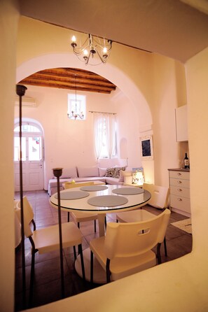 Dining - Cozy Cycladic home near all Mykonos Town hotspots (Mykonos)