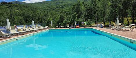 Seasonal outdoor pool