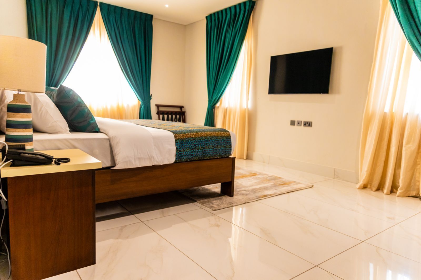 Leilighet, balkong, havutsikt | Safe på rommet, strykejern/-brett og wi-fi (inkludert)