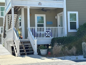 Exterior detail - Seaside Getaway Condo in Purple Parrot Resort! One Bedroom with pool and gym (Pensacola)