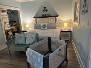 Iron/ironing board, WiFi, bed sheets - Seaside Getaway Condo in Purple Parrot Resort!  One Bedroom with pool and gym (Pensacola)
