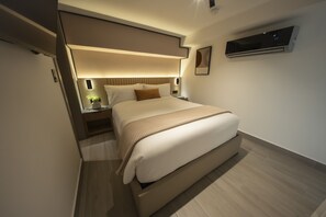 In-room safe, iron/ironing board, free WiFi, bed sheets