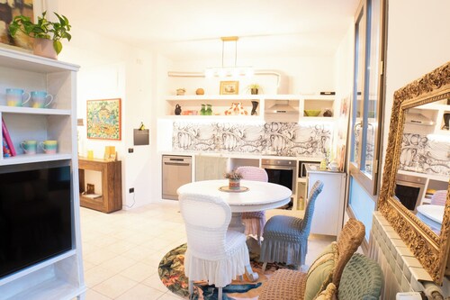 Conti & Moroni House 